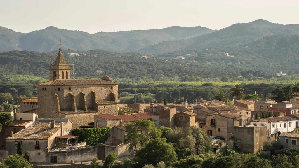 Descubre el Encanto de Castillo de Aro (Girona): Guía Completa