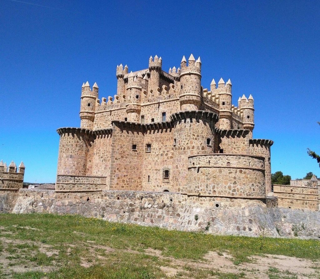 castillo guadamur toledo que ver en